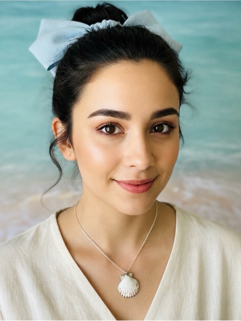 Delicate Silver Edge Scallop Shell Pendant Necklace on Silver Chain